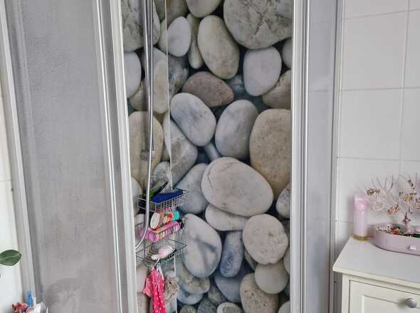 Badezimmer, Dusche, DG-Wohnung