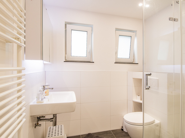 Erdgeschoss: Badezimmer