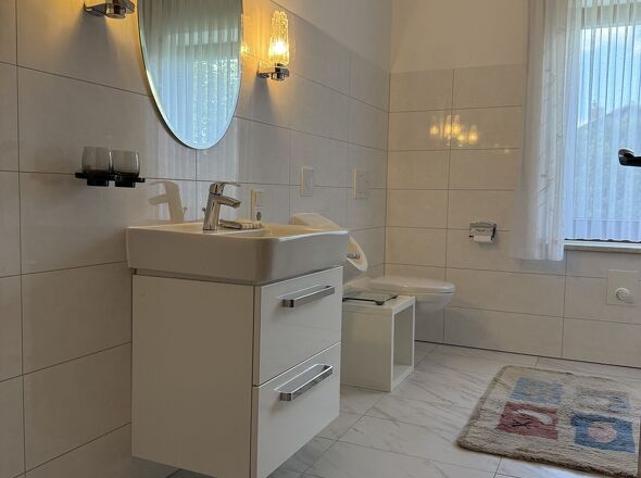 Badezimmer im EG