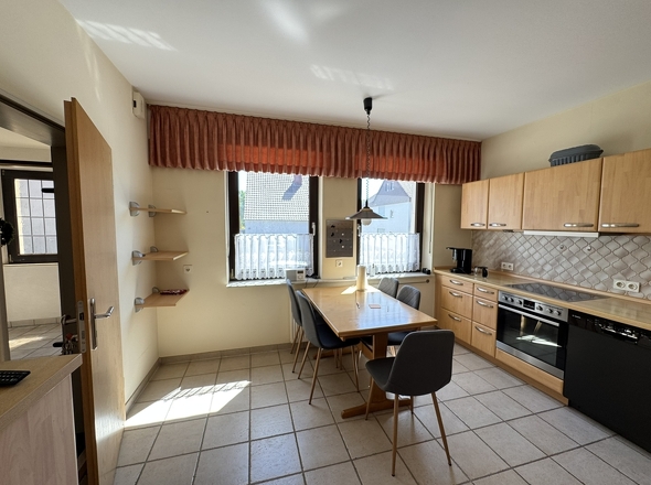 Große Küche (EBK VHB)