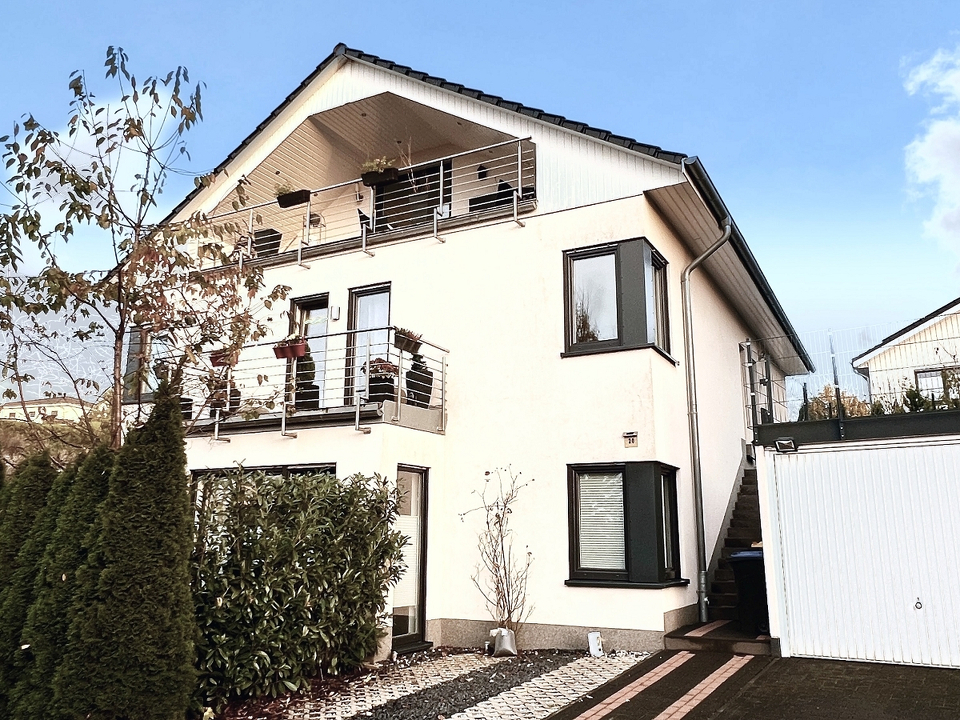 Haus Frontansicht (1)