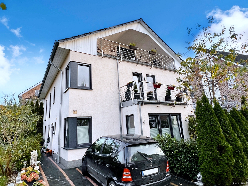 Haus Frontansicht (2)