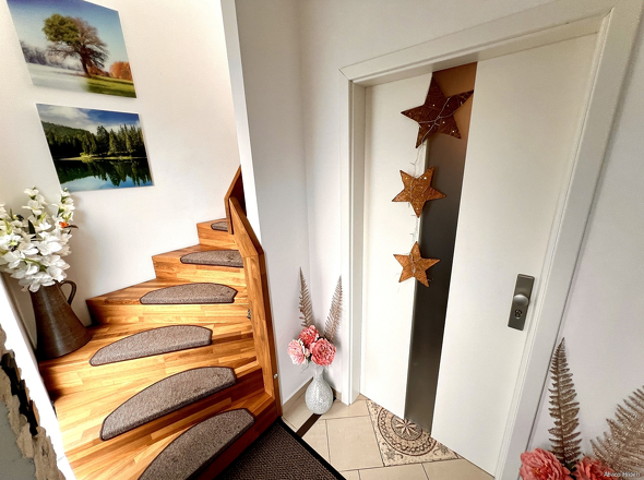 OG Treppe zur ELW im OG 