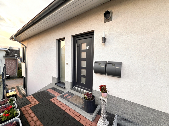 Hauseingang OG