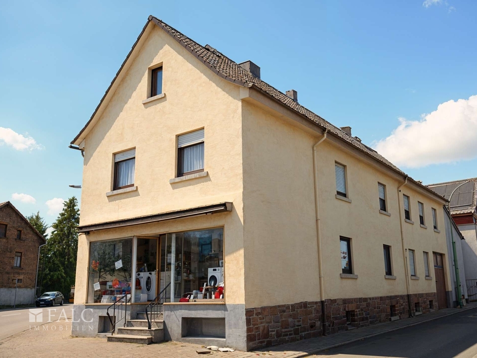 Außenansicht vorne - Verbessert - (KI generiert)