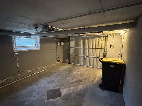 Garage im Keller