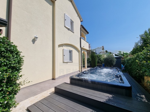 Immobilie in Vabriga