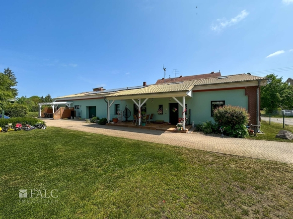 Terrasse Hauptwohnung