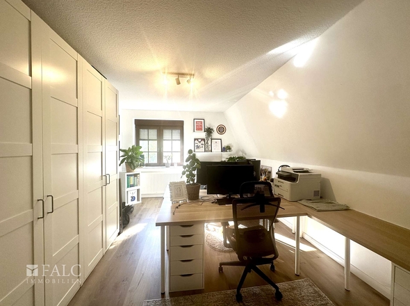 Zimmer/Büro OG-Wohnung