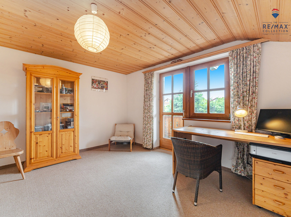 Kinder-/Arbeitszimmer (Zimmer 3 - OG)