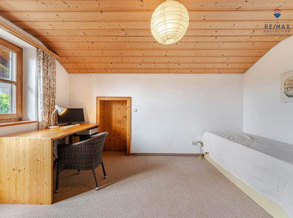 Kinder-/Arbeitszimmer (Zimmer 3 - OG)