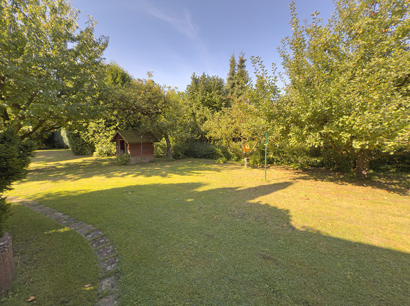 Garten mit altem Obstbaumbestand
