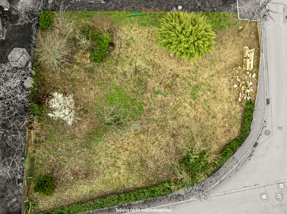 Das gesamte Grundstück