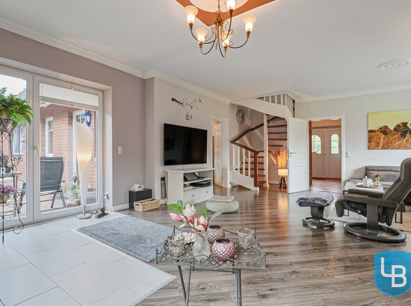 Lichtdurchfluteter Wohnbereich...