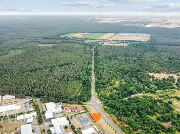 Luftbild (A2 im Hintergrund)