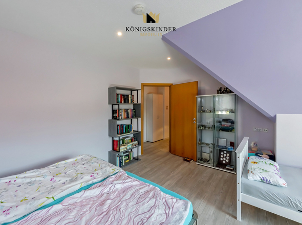 DG: Elternschlafzimmer