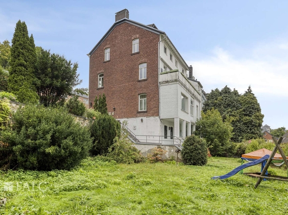 Seiten/Hinteransicht