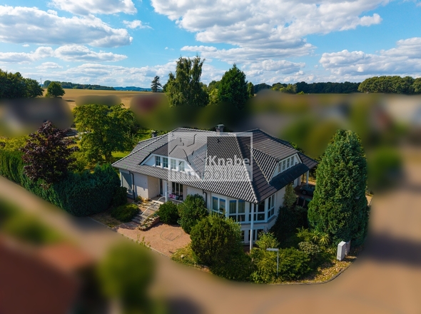 Einfamilienhaus mit Einliegerwohnung