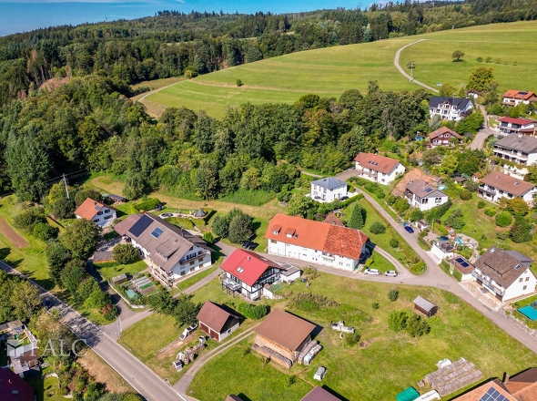 Von oben mit Umgebung