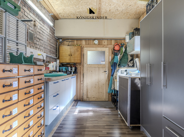 Lager, Abstellfläche...