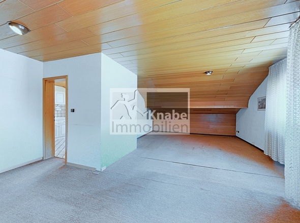 Wohn–/Esszimmer im Dachgeschoss