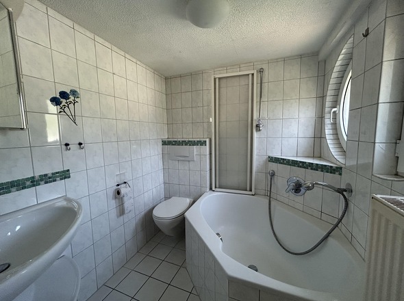 Badezimmer im EG