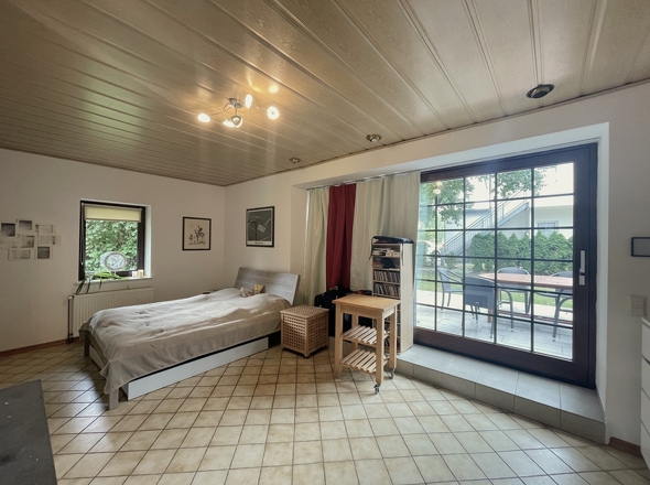 Zimmer mit Terrassenausgang