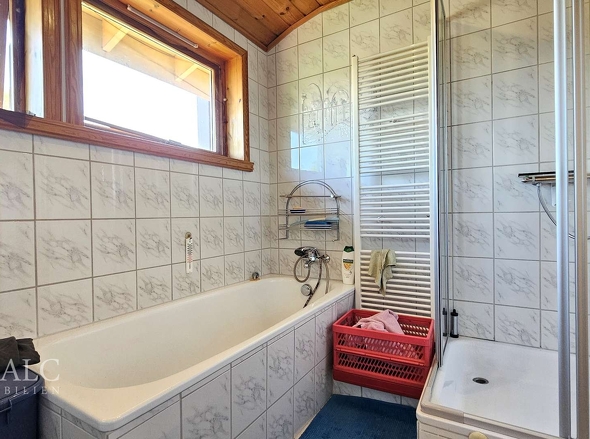 Badezimmer OG 1