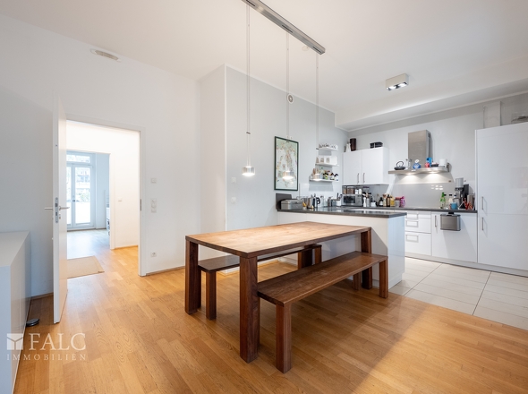 Essbereich mit Küche