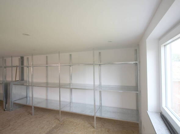 Großzügiger Lagerbereich OG