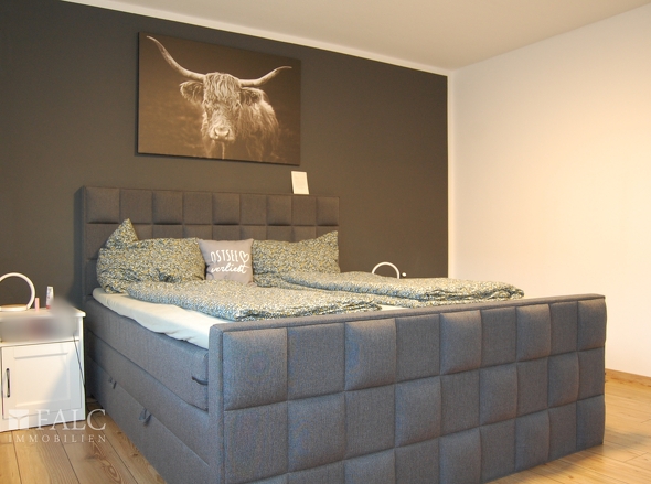 Schlafzimmer_1.OG_Großes Haus