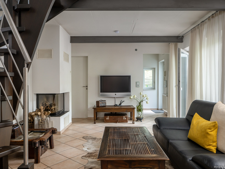Wohnhaus Wohnbereich mit Kamin