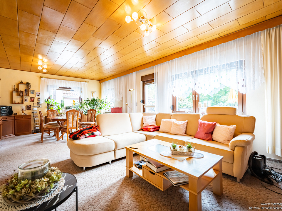 Wohn- und Essbereich 