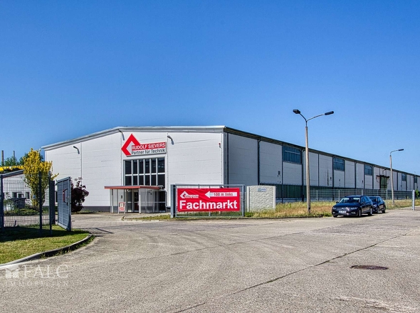 Gebäudeansicht Eingang Fachmarkt
