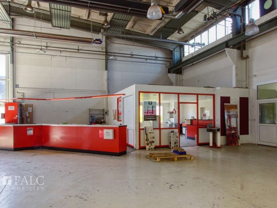 Verkaufsbereich + Sozialraum