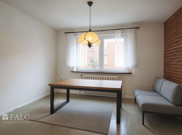 Esszimmer EG - Esszimmer, Industriell - (KI generiert)