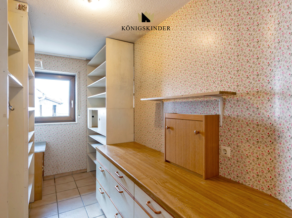 Platz für Staubsauger & Co.