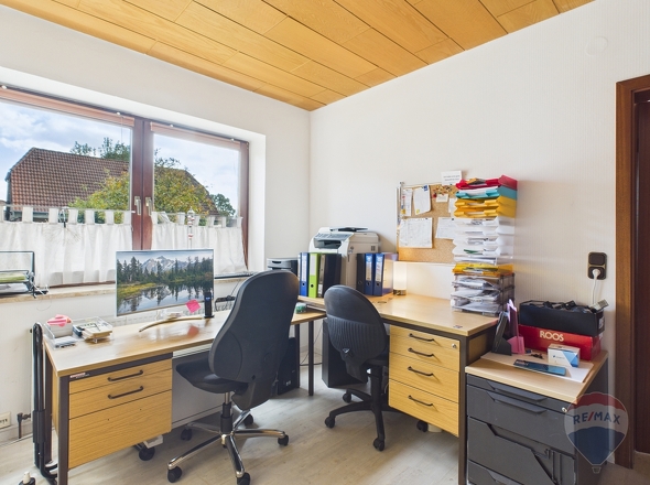 Arbeitszimmer EG