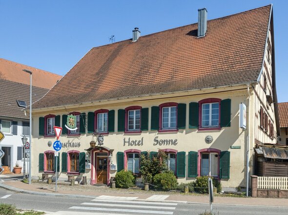 backbone_536265-A_001_WEB