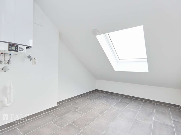 Platz für Waschmaschine und Trockner 