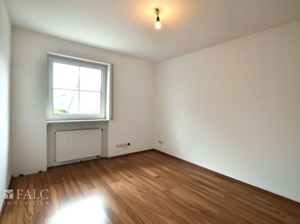 Büro / Kinderzimmer