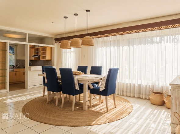 Esszimmer - Möbel-Beispiel