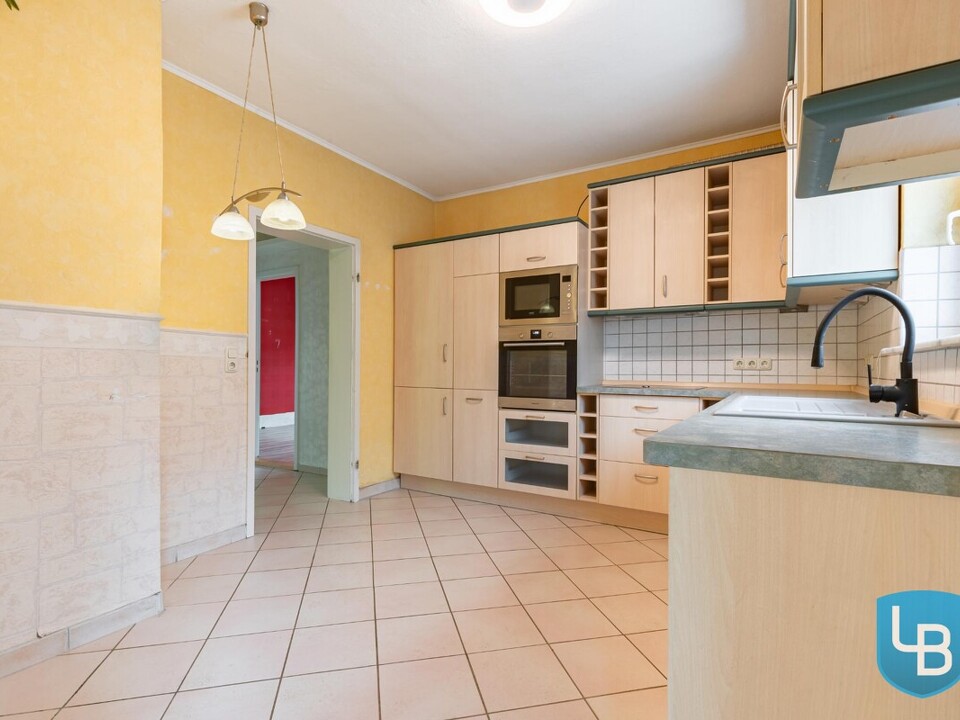 ...mit Platz für eine Sitzmöglichkeit