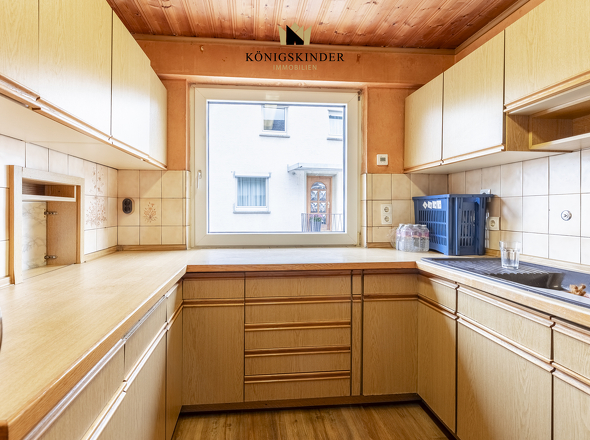 Helle und funktionale Küche