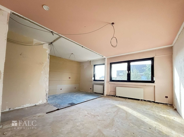 OG Schlafzimmer Wohnbereich Küche