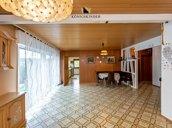 ...hier haben Sie üppig Platz - Ihr Lebensmittelpunkt.