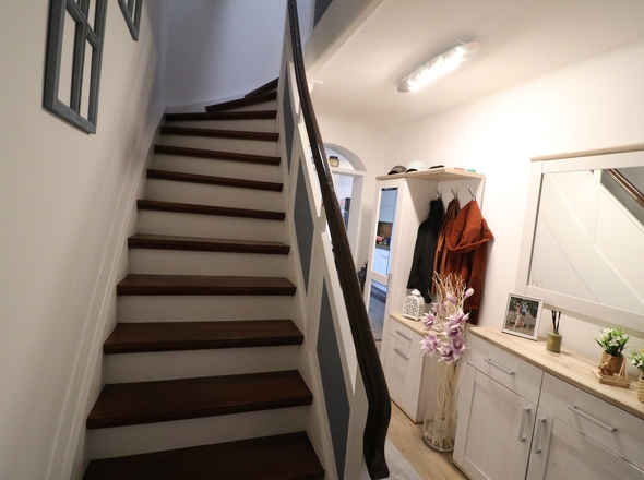 Treppe ins Obergeschoss