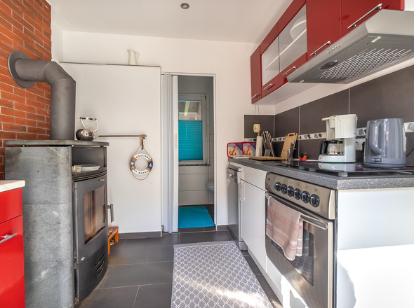 NG Küche mit Kaminofen