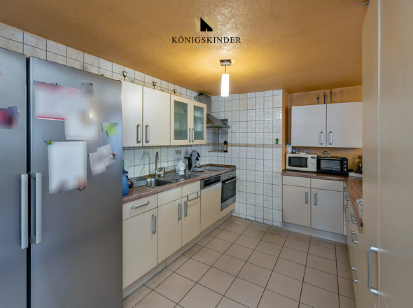 Jetzt erst mal in die Küche..