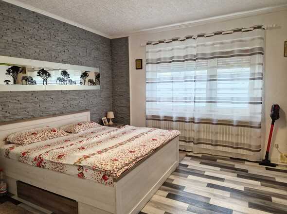 Schlafzimmer OG-Wohnung